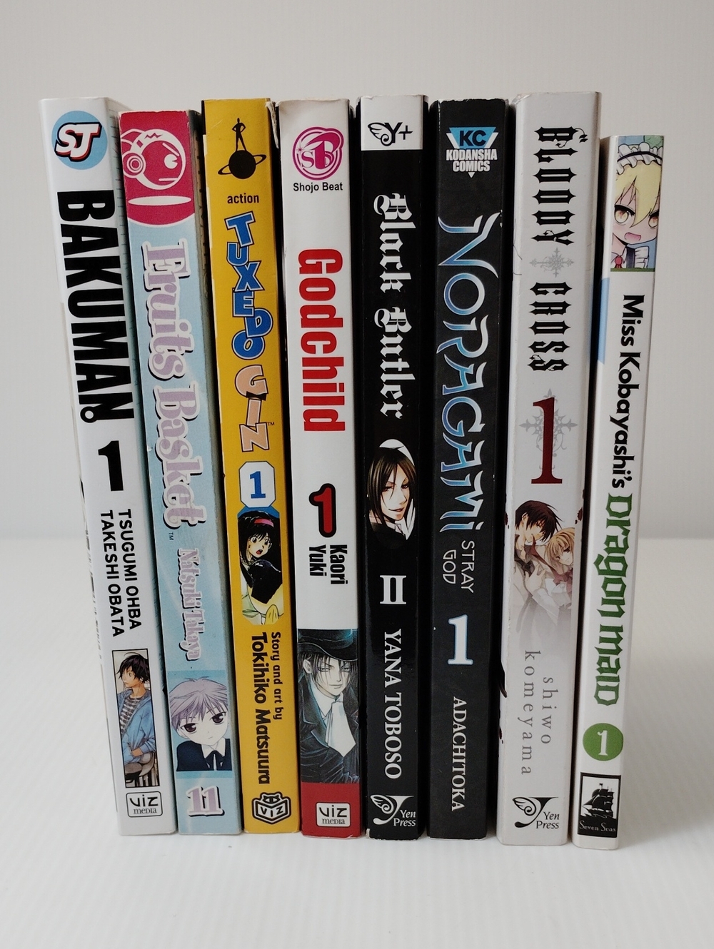 8 Pack Bundle Of Manga!